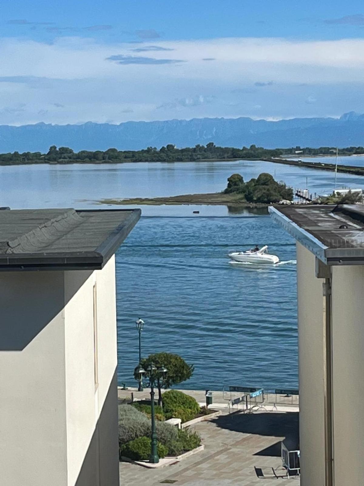 Grado Laguna Apartment Exterior photo